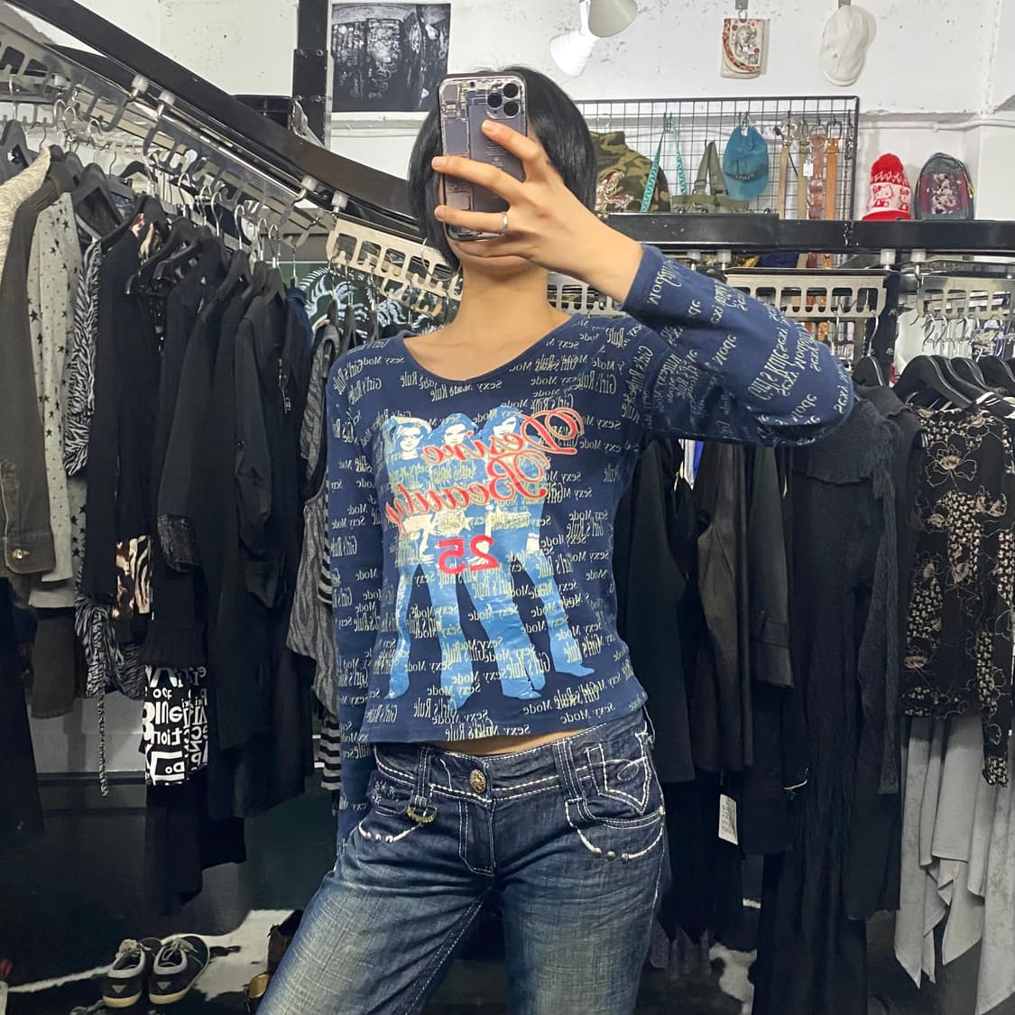 Japanese vtg y2k 프린팅 슬림핏 롱슬리브 상품이미지1