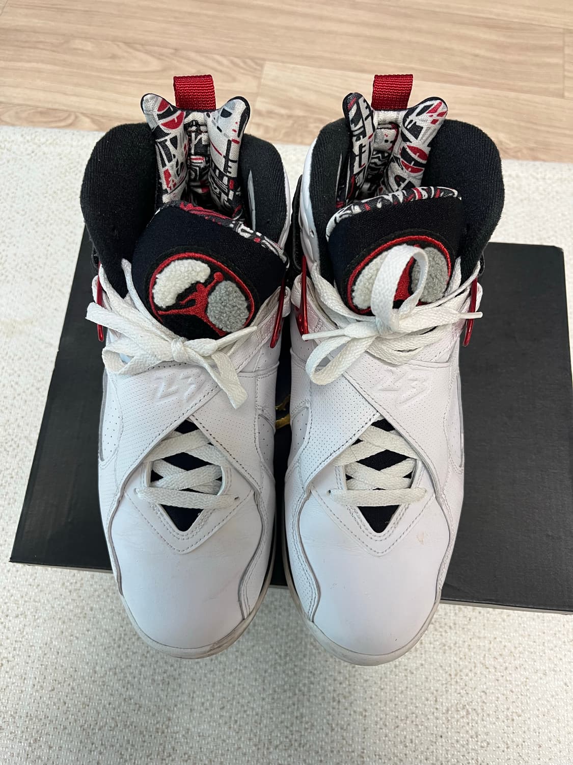 에어조던 8 레트로 화이트 벅스바니 상품이미지2