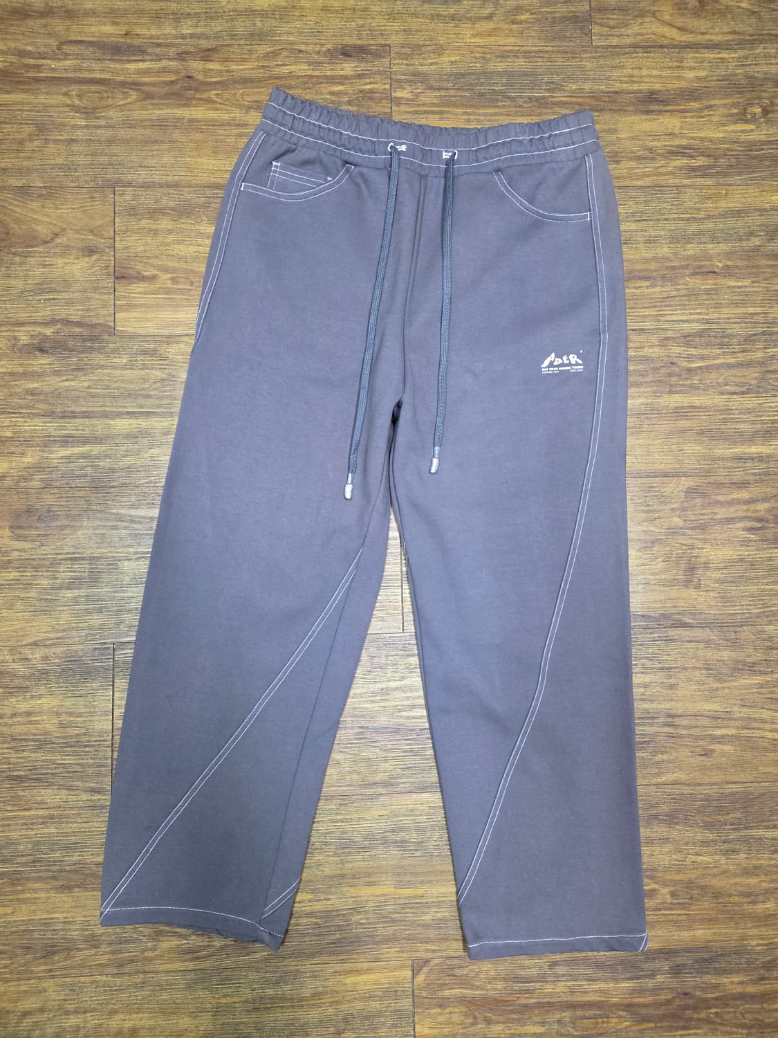 아더에러 스티치 스웻팬츠 상품이미지1