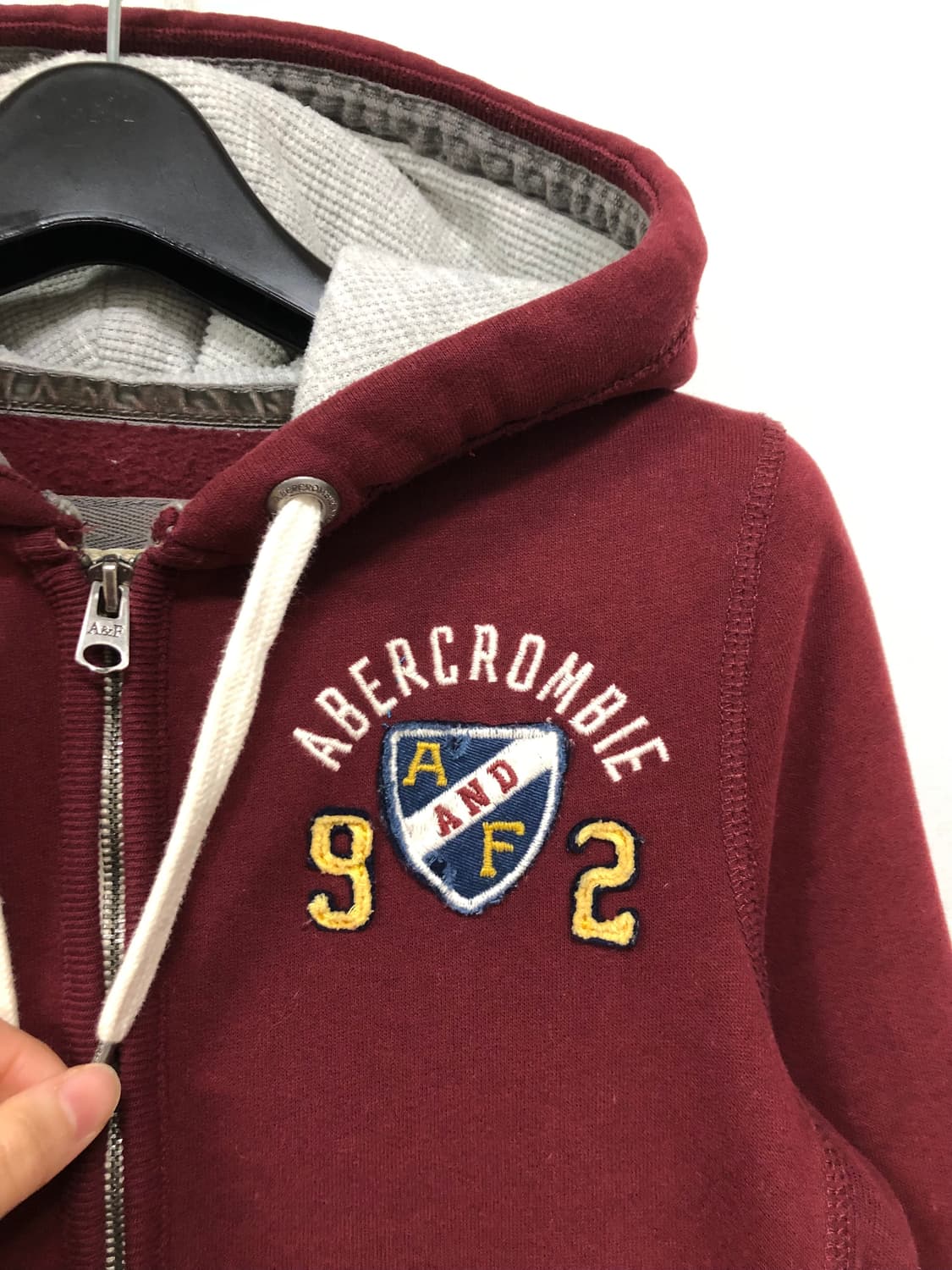 아베크롬비 여성 슬림 딱붙핏 기모 후드집업 _ 버건디 상품이미지2