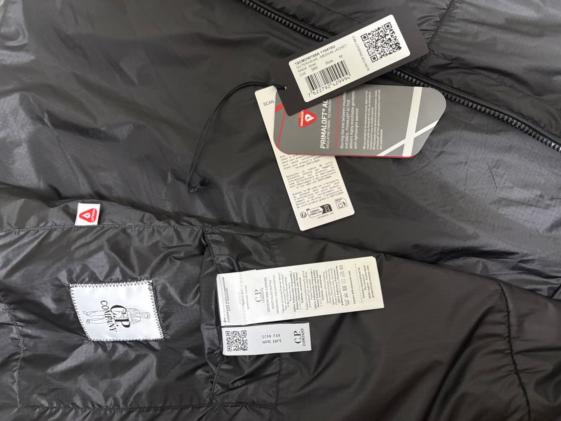 CP컴퍼니 나다 쉘 후드 패딩 자켓 블랙 M - 25FW 상품이미지6