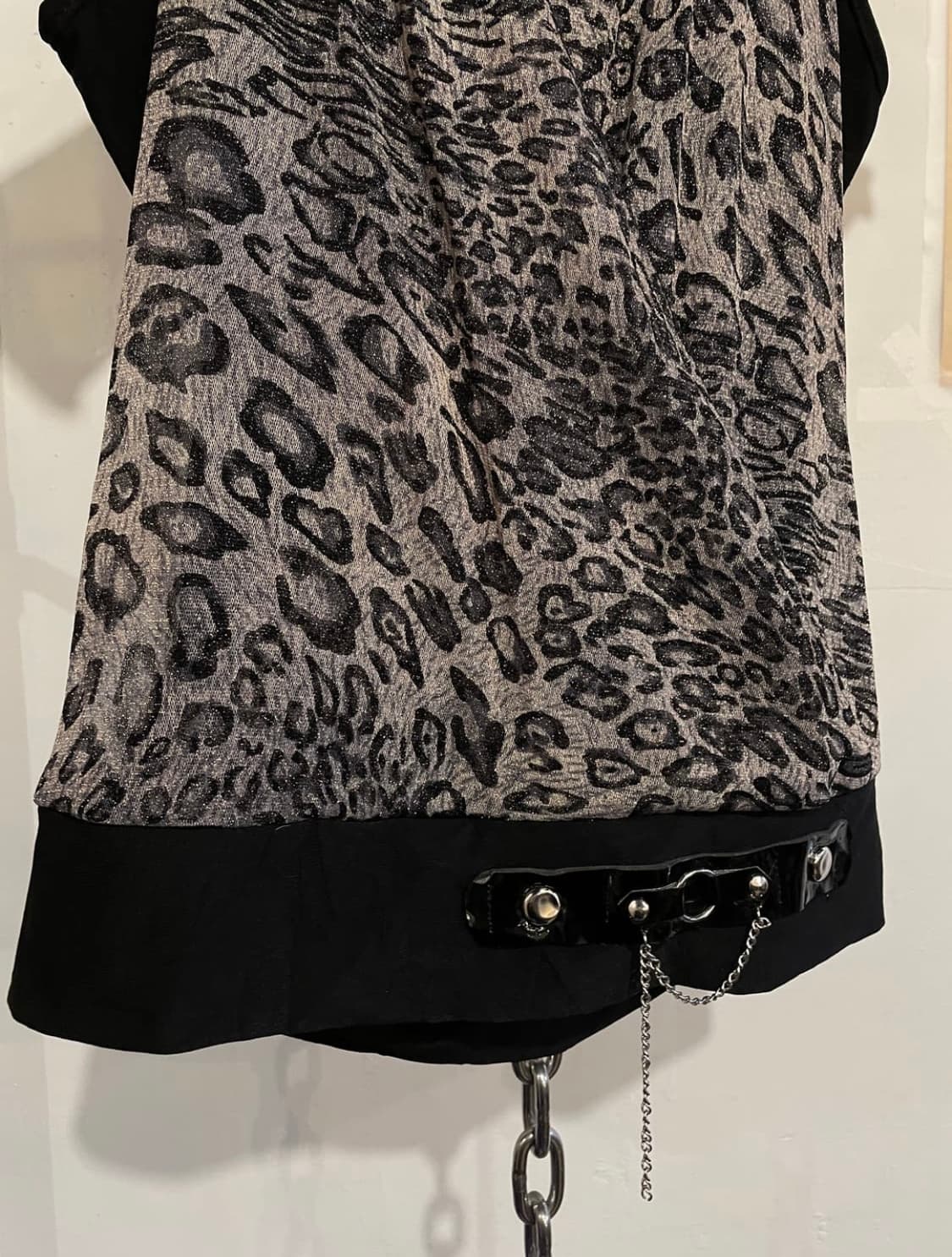 호피 레오파드 홀터 체인 블랙 슬리브리스 갸루 상품이미지4