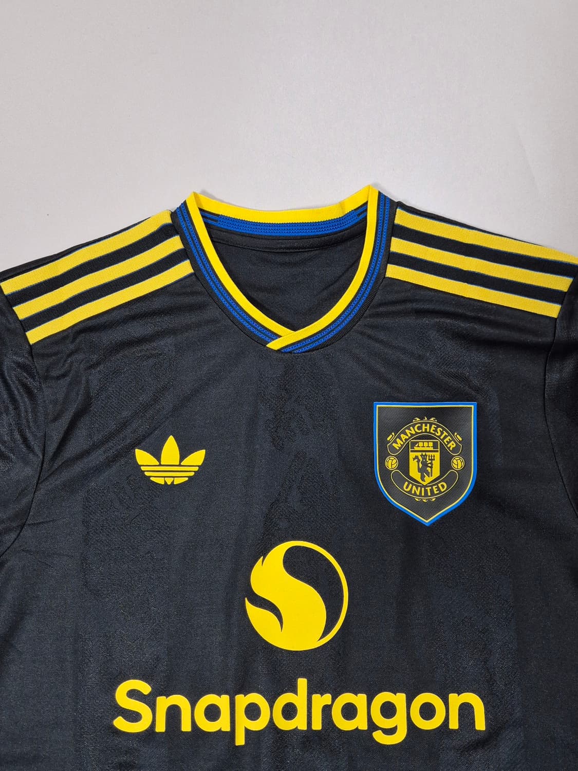 25-26 맨유 써드 유니폼 아마드 마킹 L사이즈 상품이미지4