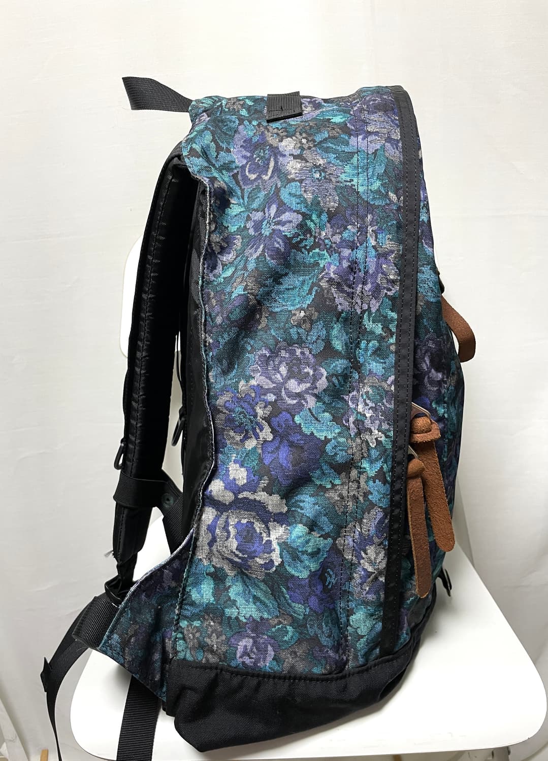 (구로고) 그레고리 데이팩 플라워 타페스트리 백팩 배낭 26L _ 블루 상품이미지4