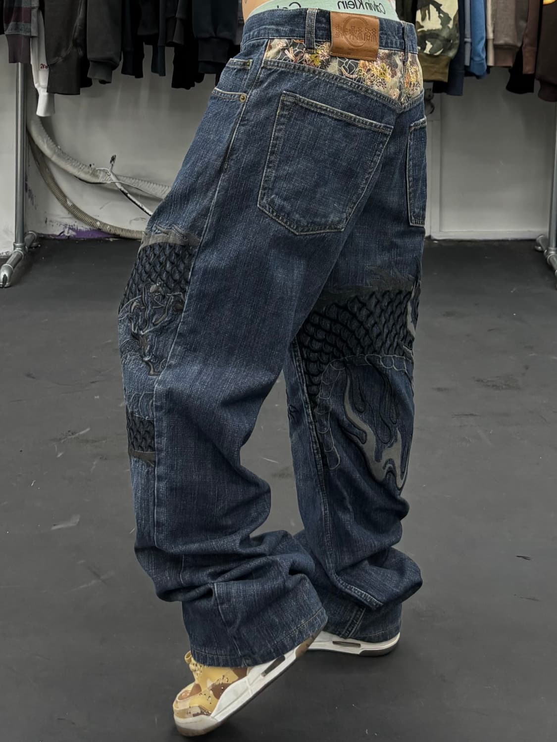 카라쿠리 타마시 오리엔탈 드래곤 데님팬츠 상품이미지4