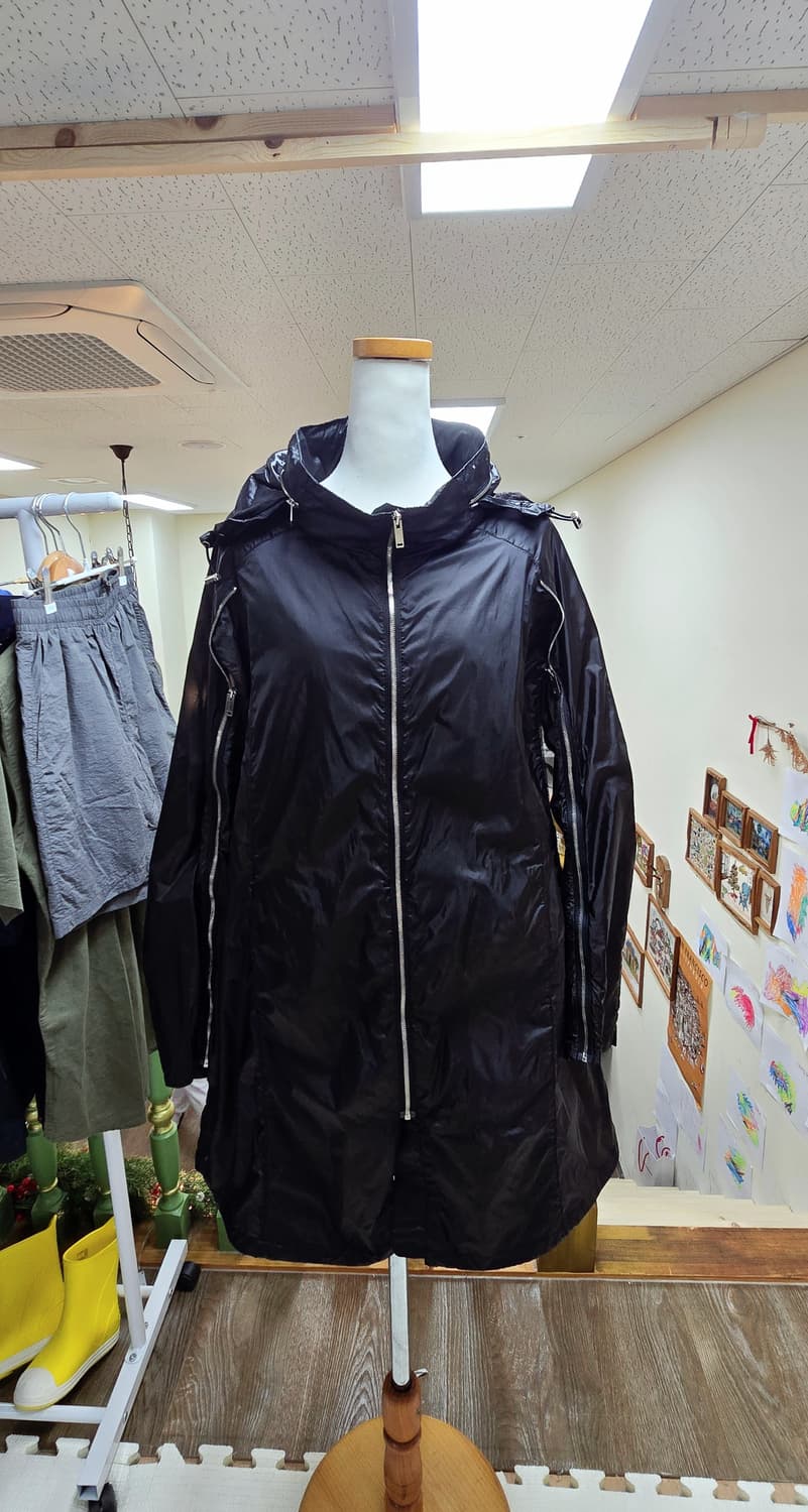 상태최상) 데무 demoo/88-94-165/66사이즈/블랙 후드 바람막 상품이미지1