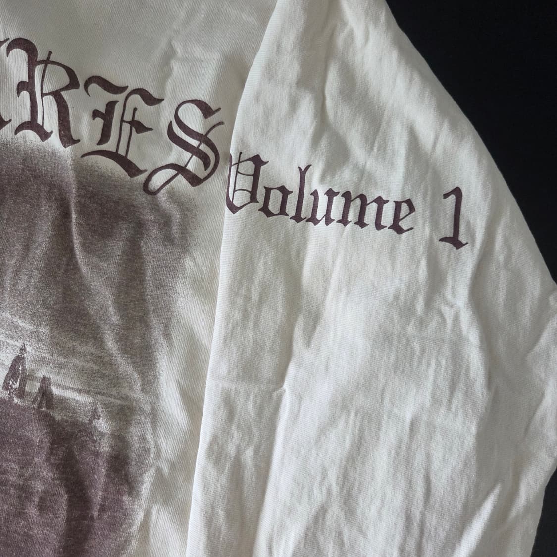 벌쳐스 1 롱슬리브 화이트 2 상품이미지3