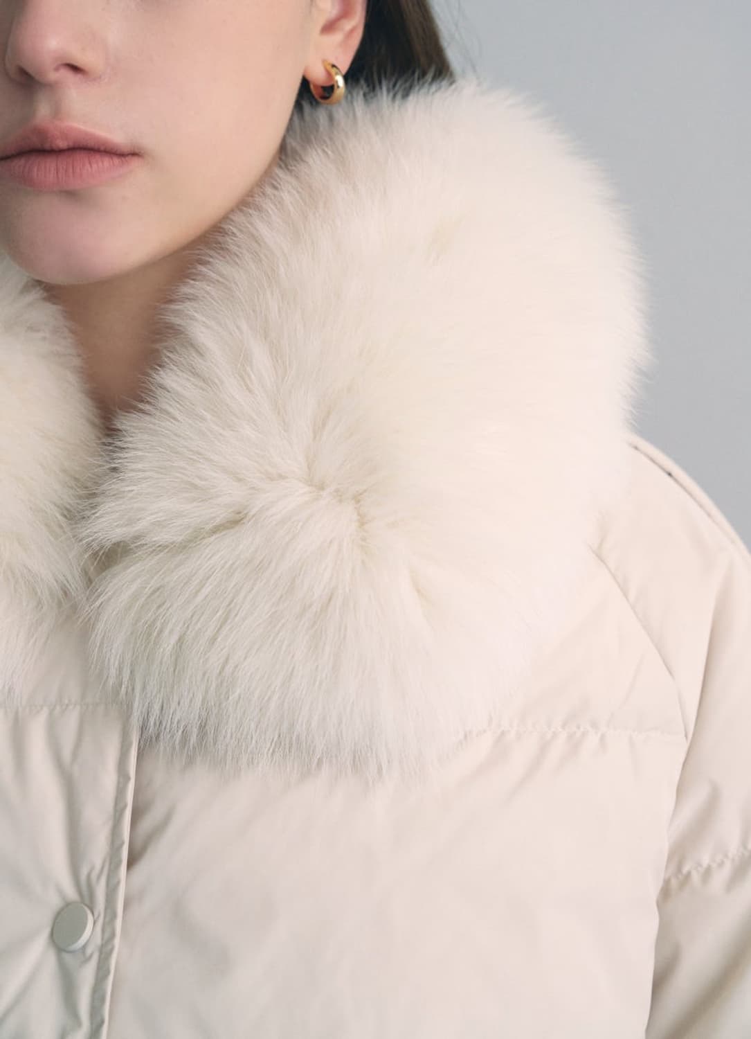 어다울 폭스퍼 숏패딩 아이보리 상품이미지2