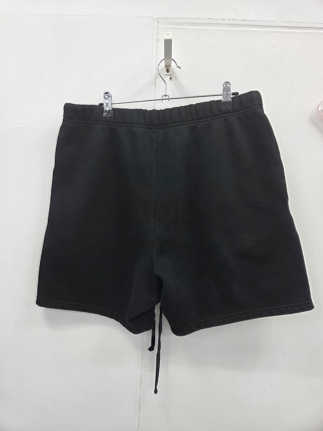 M 피오갓 에센셜 블랙 반바지 FEAR OF GOD 상품이미지4