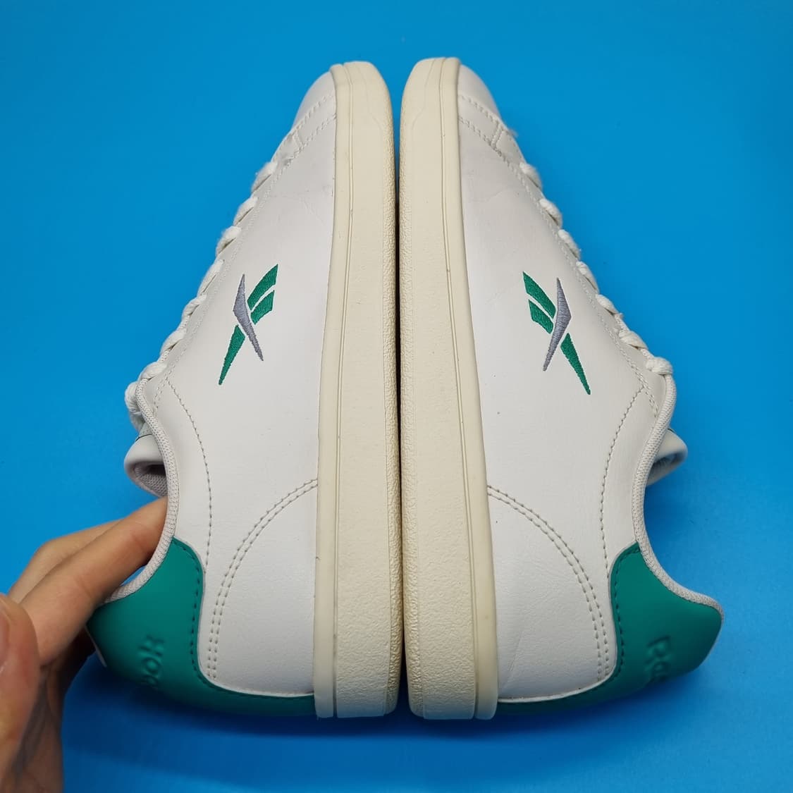 리복 로얄 컴플리트 스니커즈245 상품이미지5