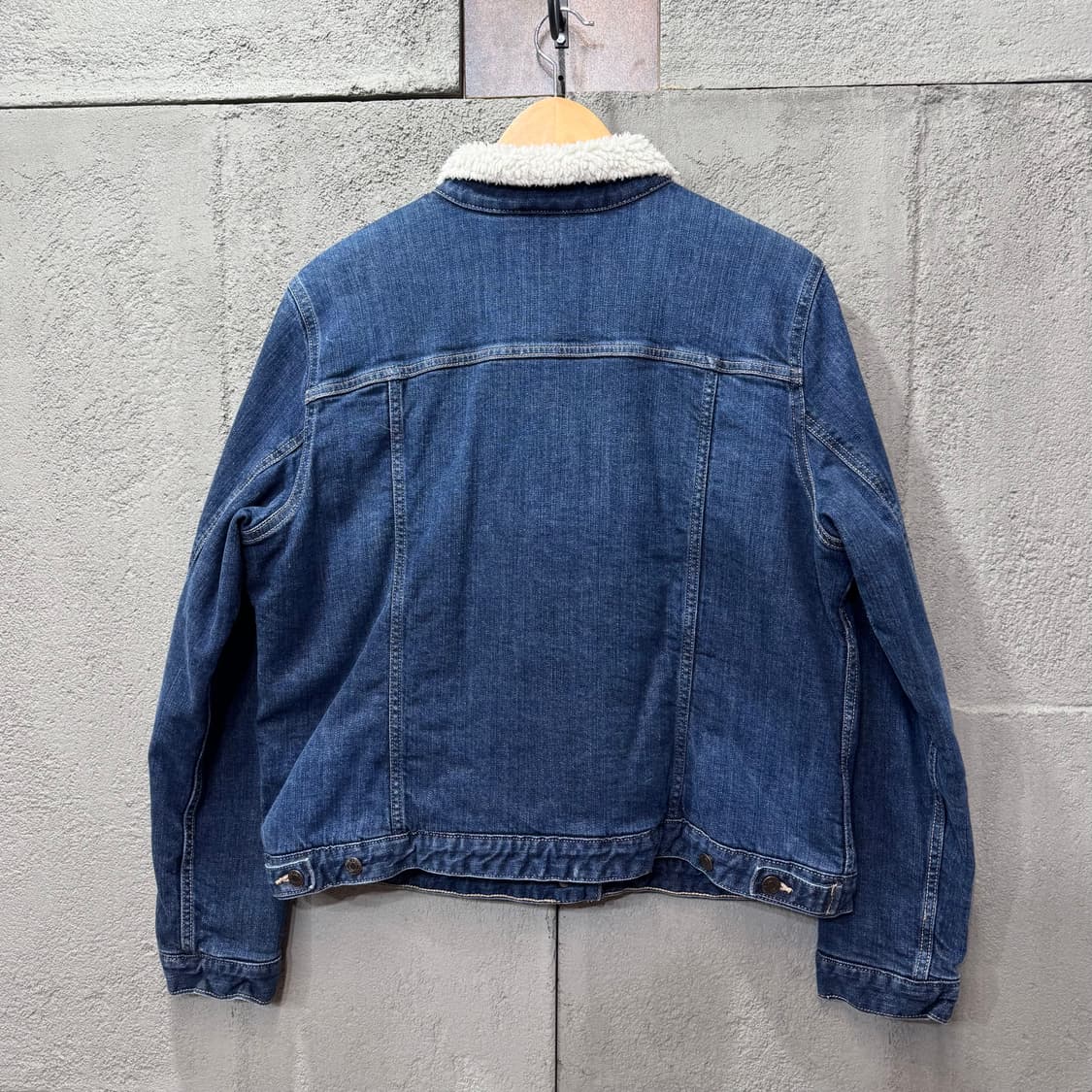 갭 GAP 우먼스 쉐르파 데님 트러커 자켓 (M)   상품이미지4