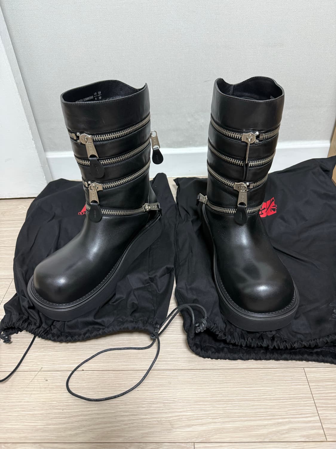 Rough simmons 맛좋은 멀티지퍼 부츠 상품이미지1