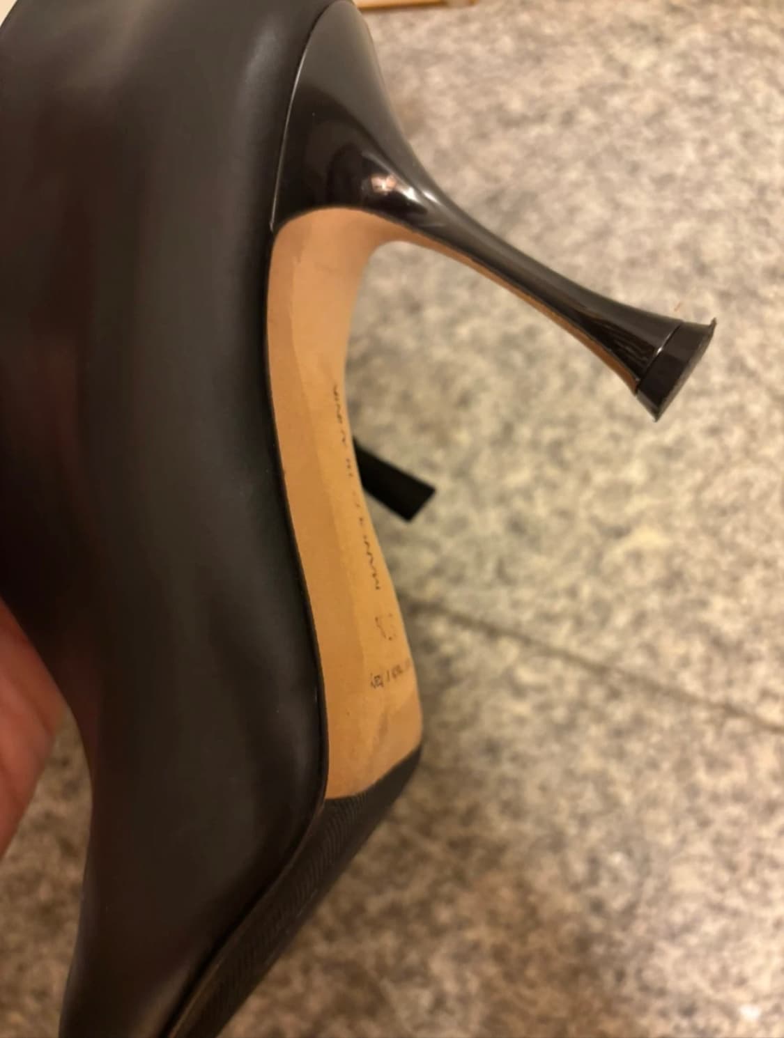 마놀라블라닉 앵클부츠 37.5 상품이미지2