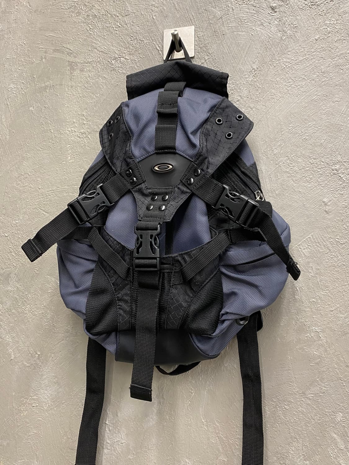 [31*35] Oakley 오클리 나일론 미니 백팩 상품이미지2