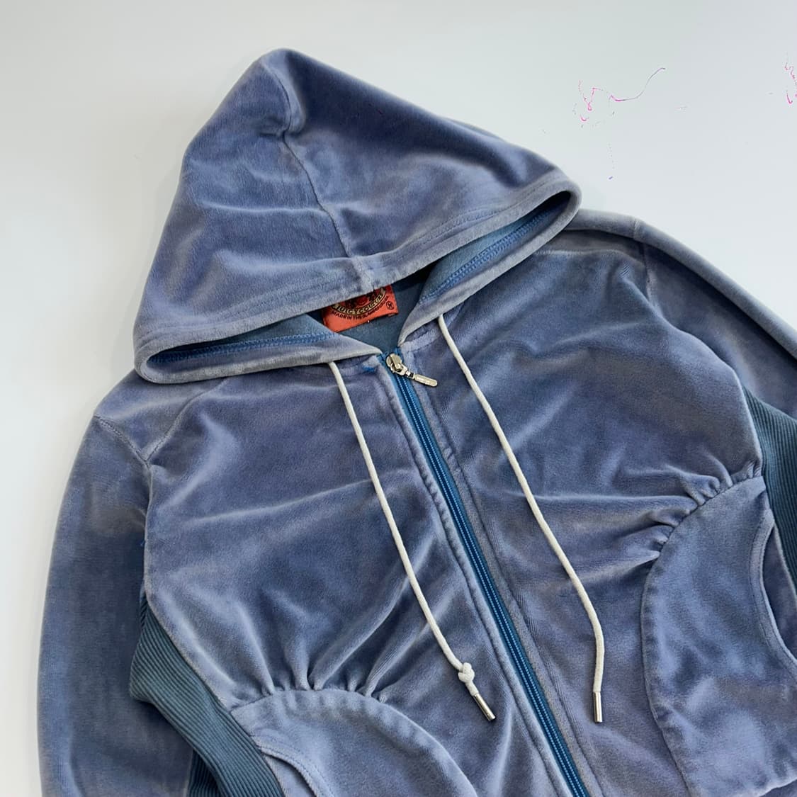 Juicy coutrue 쥬씨꾸뛰르 라이트 블루 벨벳 후드집업  상품이미지4