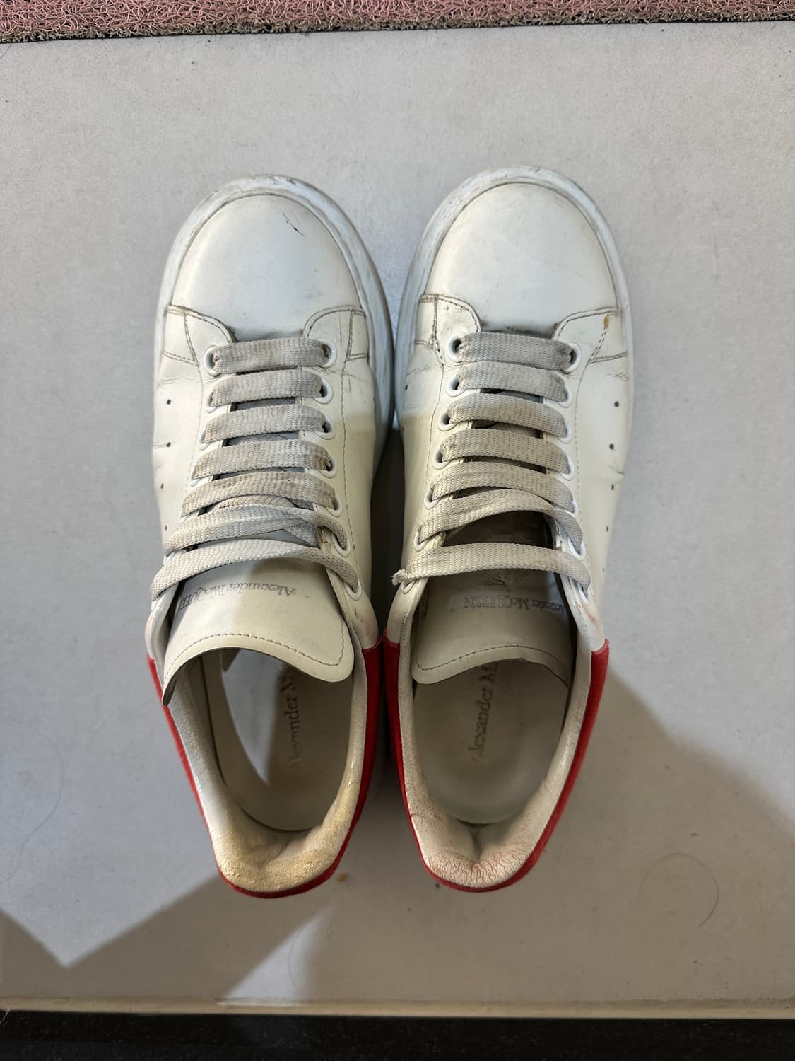 알렉산더 맥퀸 상품이미지1