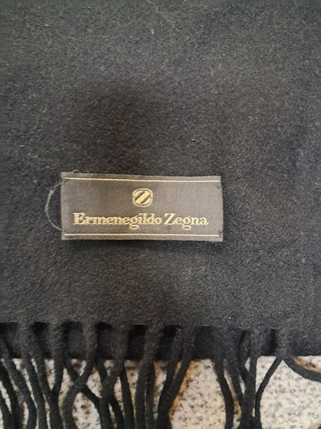 에르메네질도 제냐 캐시미어 블랙 머플러 상품이미지2