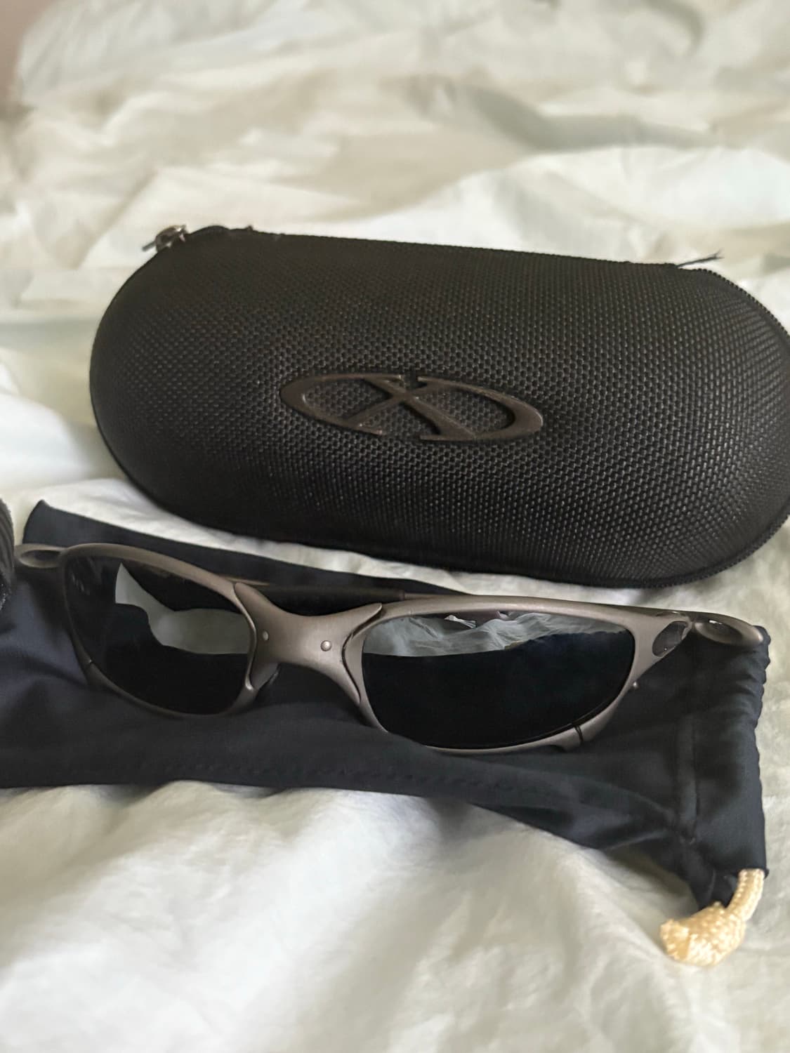 오클리 엑스메탈 줄리엣 상품이미지1