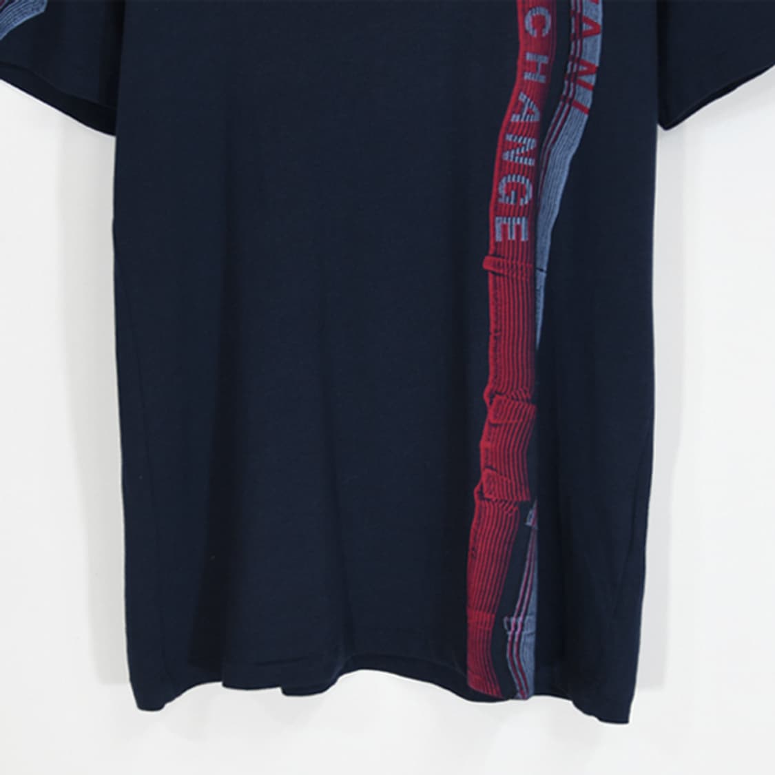 Armani Exchange 브이넥티셔츠 상품이미지4