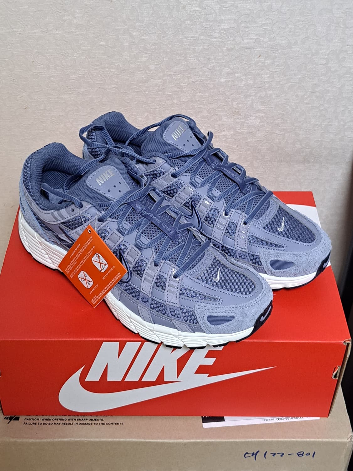 (새상품) 나이키 P-6000 SE (275) 상품이미지1