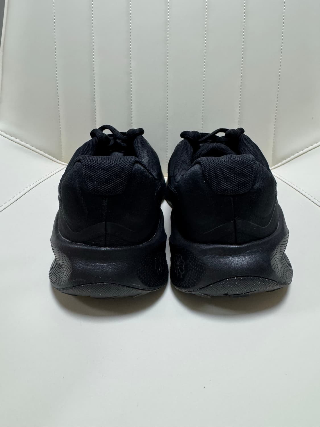 Nike 레볼루션7 wide 255 상품이미지3