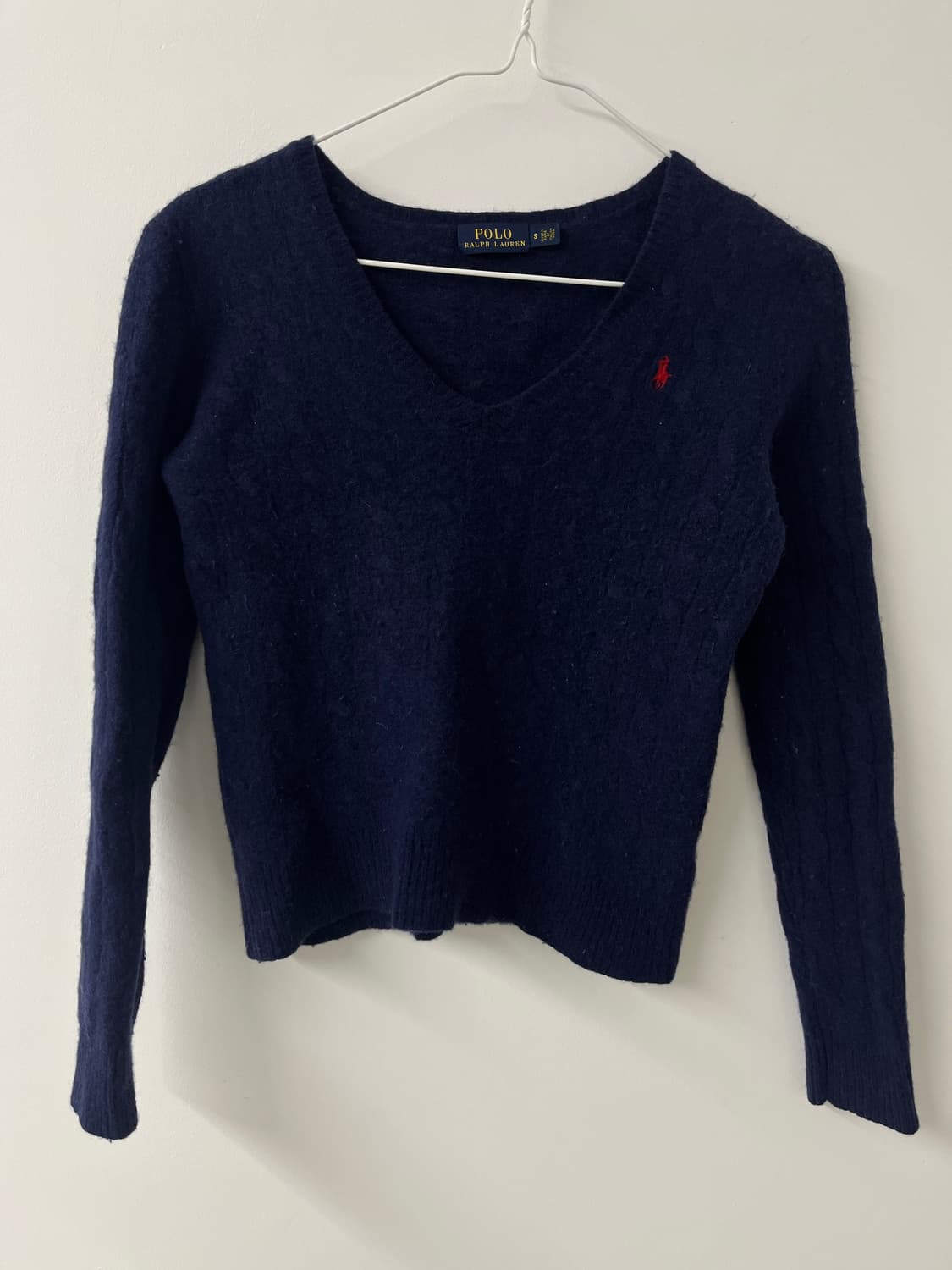 폴로 브이넥니트 상품이미지2