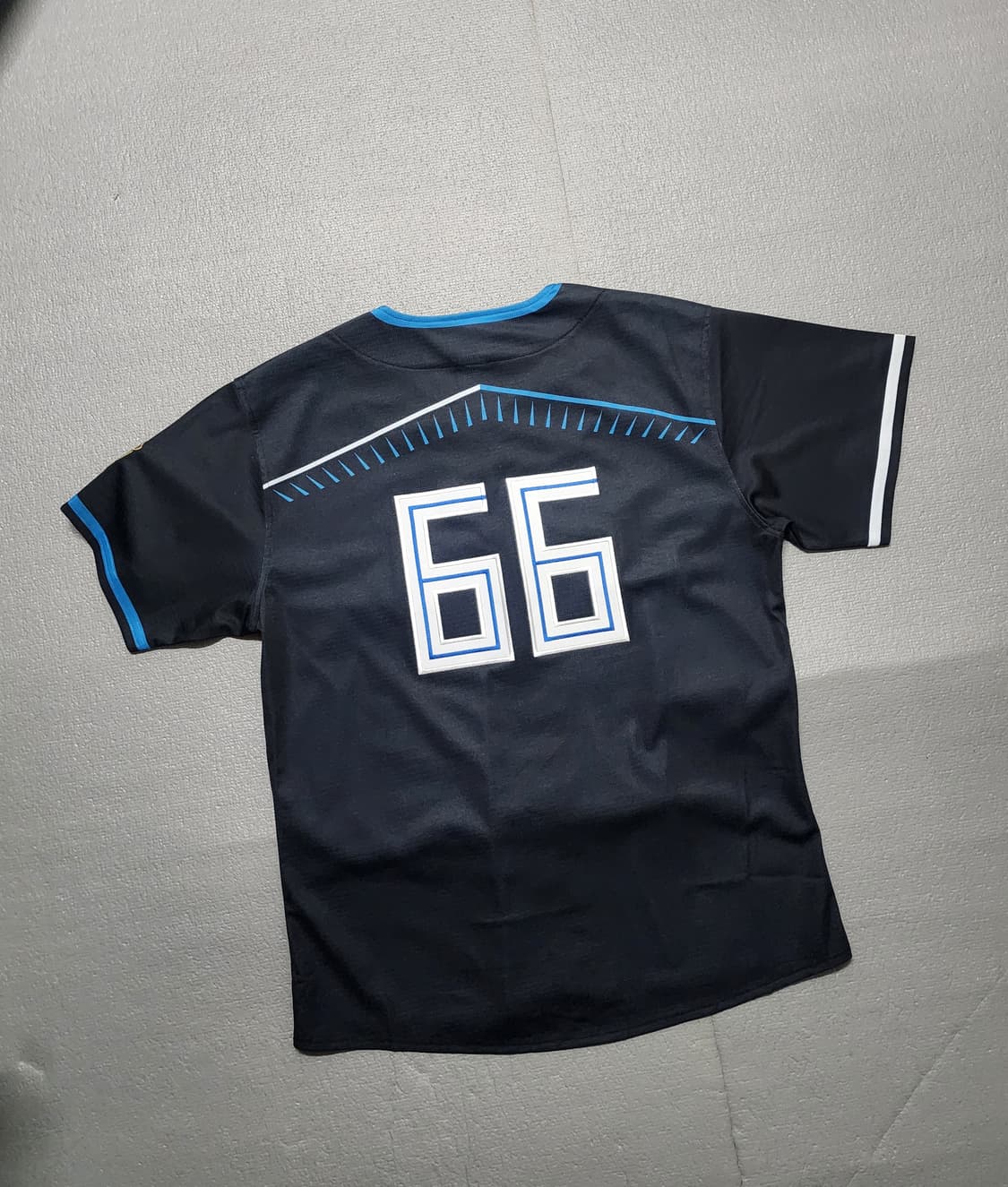 닛폰햄 파이터스 에스콘 필드 1주년 기념 유니폼 상품이미지4