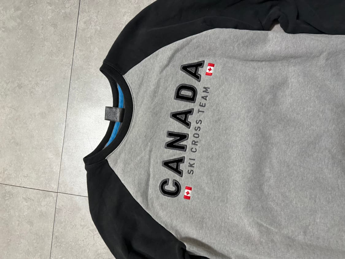  데상트  캐나다 스키팀  빈티지 스웻셔츠  95size   상품이미지3