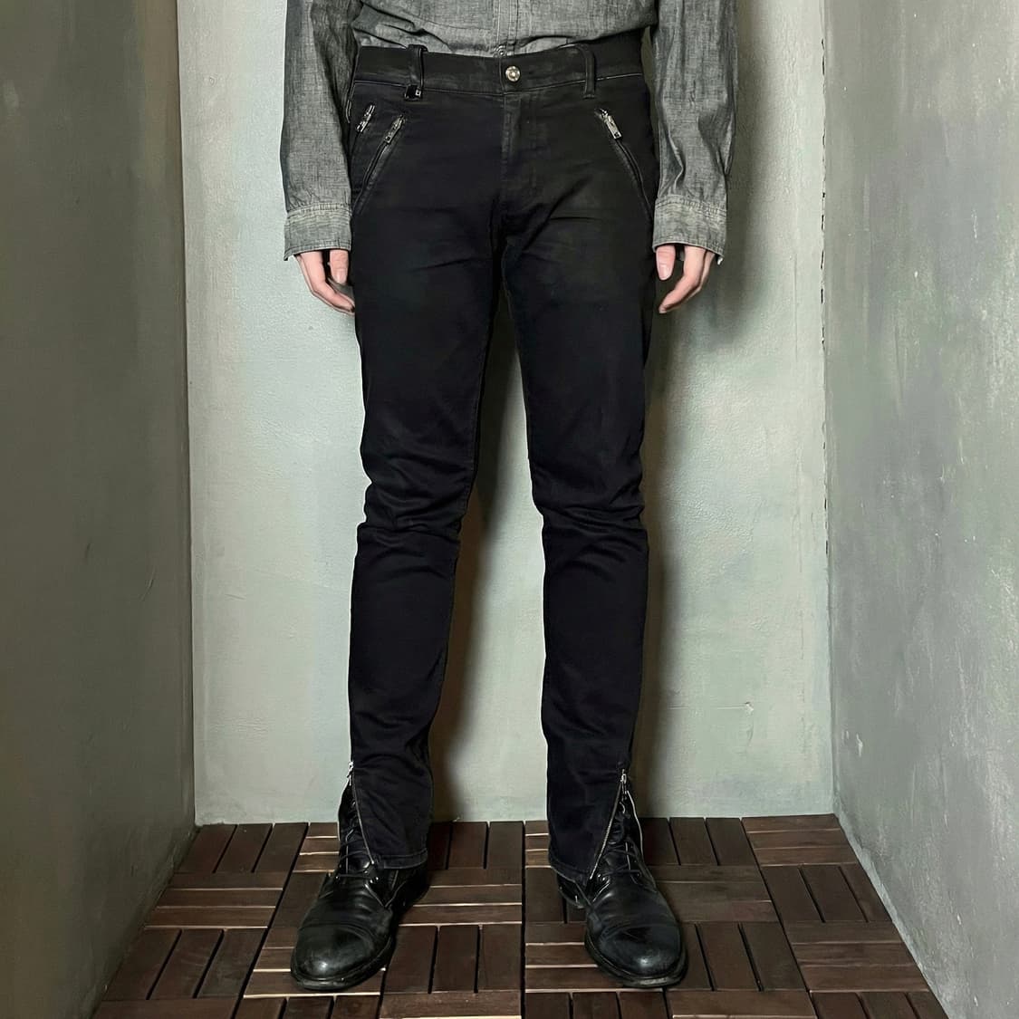 16aw 알렉산더 맥퀸 레더패치 라이더 데님 상품이미지2