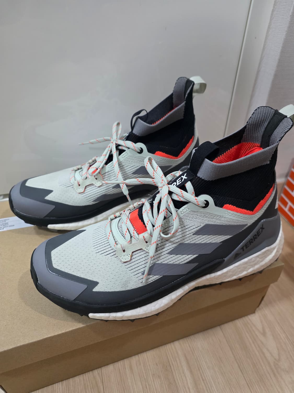 아디다스 테렉스 프리하이커 275 상품이미지1