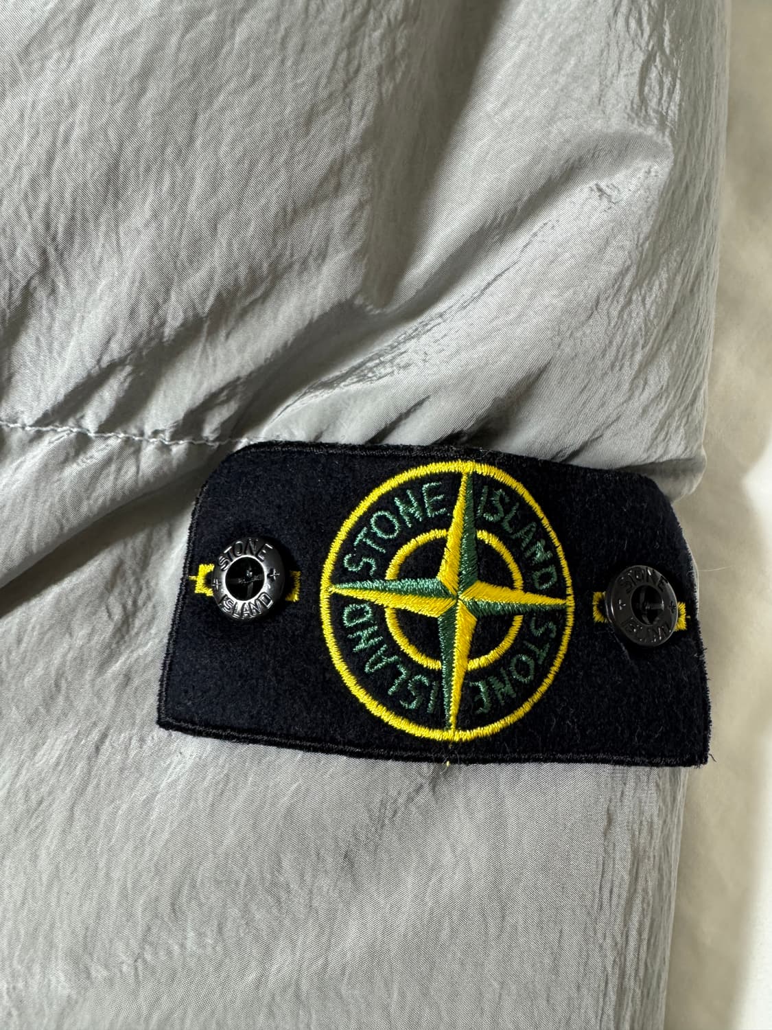 스톤아일랜드 44508 나일론 메탈 점퍼 L사이즈 팝니다 상품이미지3