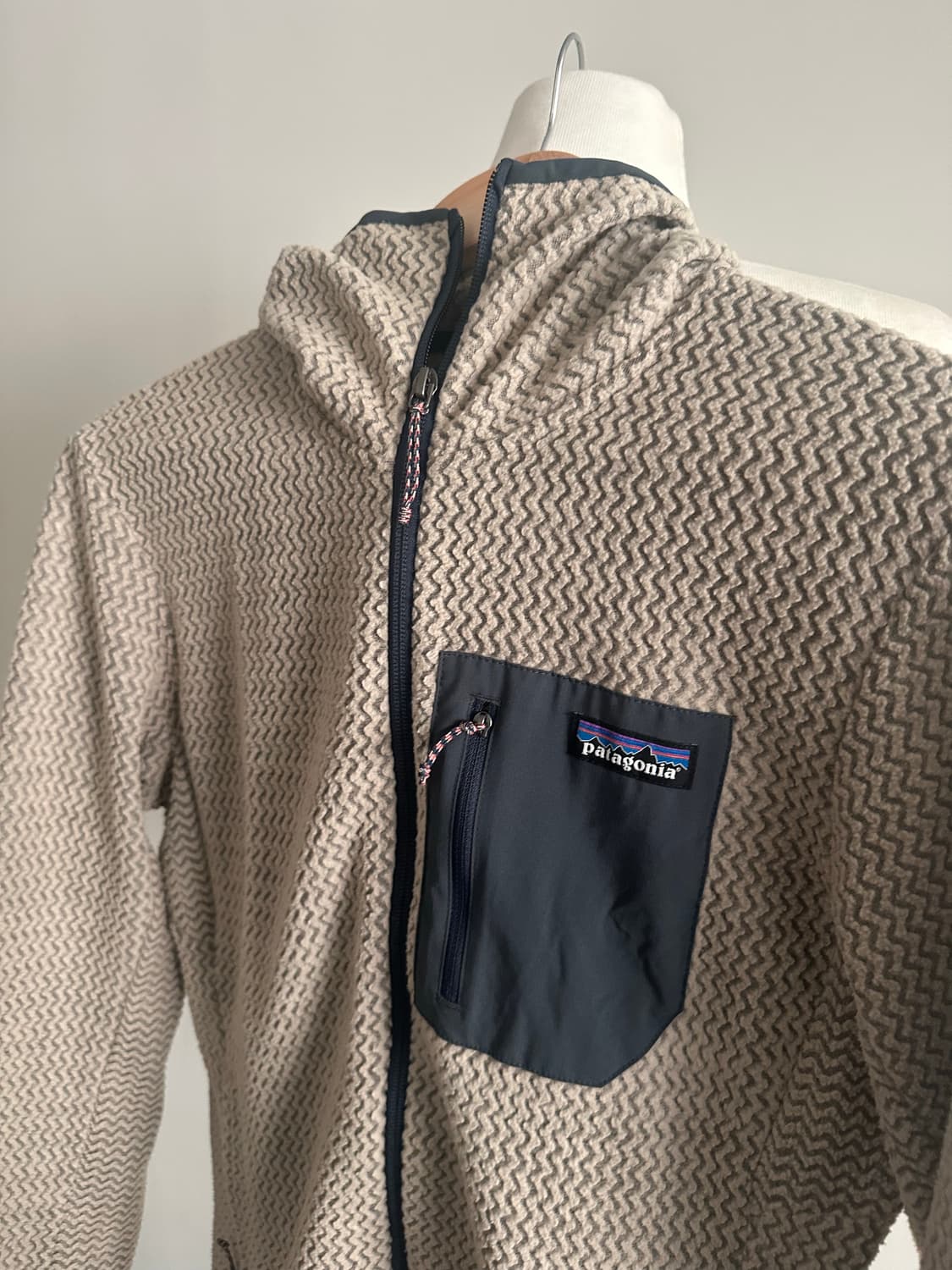 파타고니아 R1 에어 후디 남성용 스몰 상품이미지3