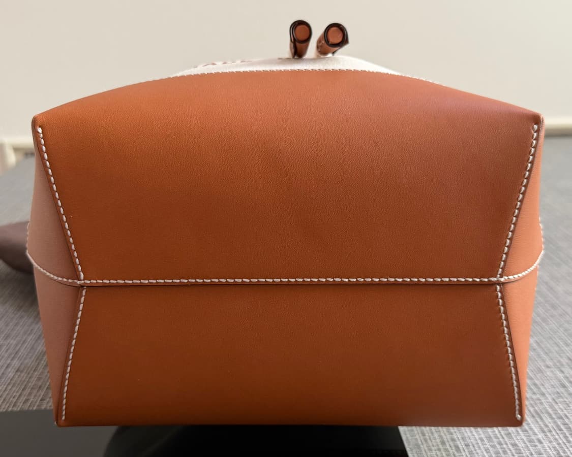 구찌 GUCCI 로고 프린트 GG 수프림 캔버스 가죽 트리밍 버킷백 상품이미지6