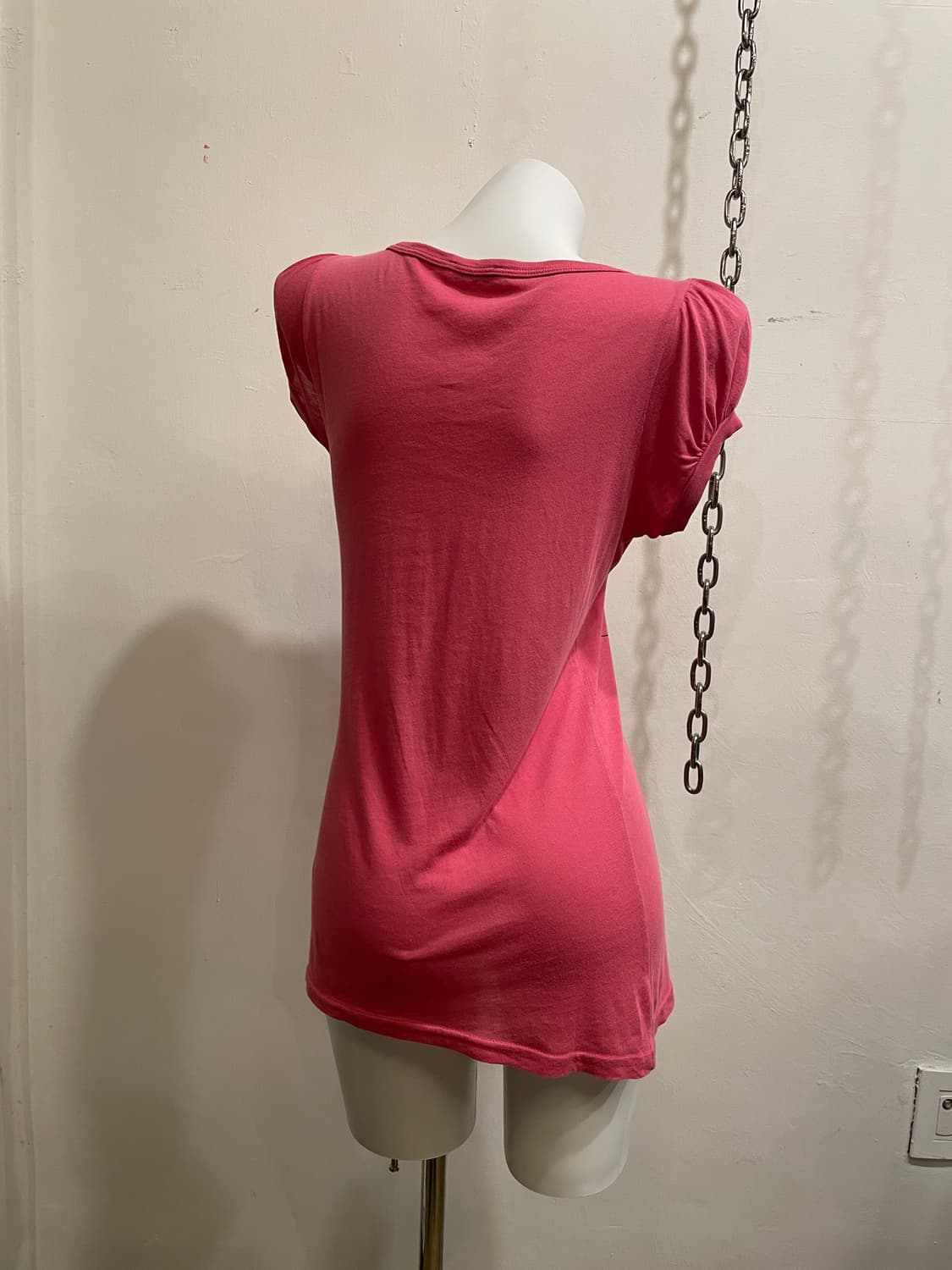 juicy couture 쥬시꾸뛰르 딥핑크 퍼프숄더 티셔츠 갸루 y2k 상품이미지2