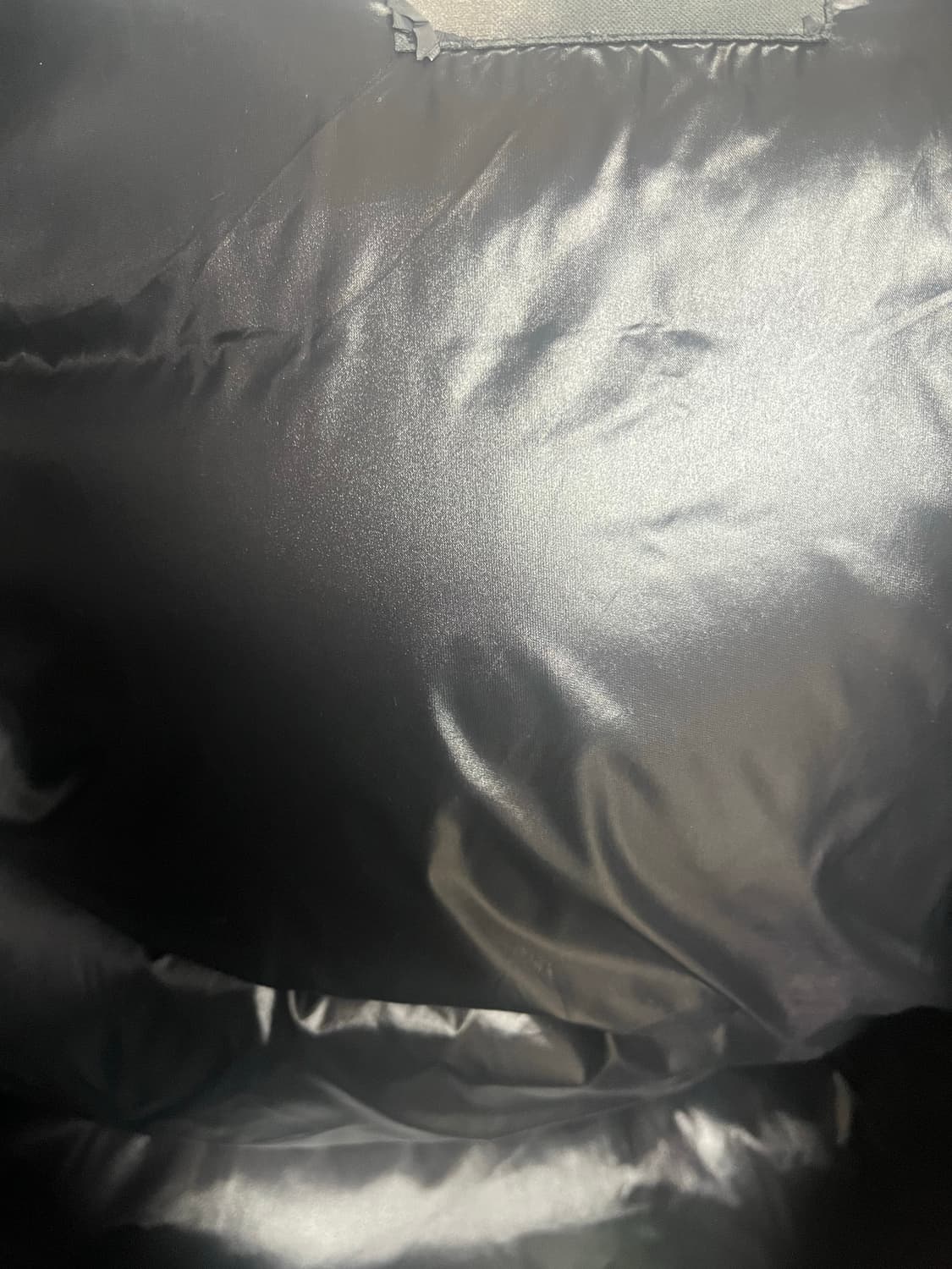 남자 몽클레어 몽클라 블랙 와펜 패딩 상품이미지4