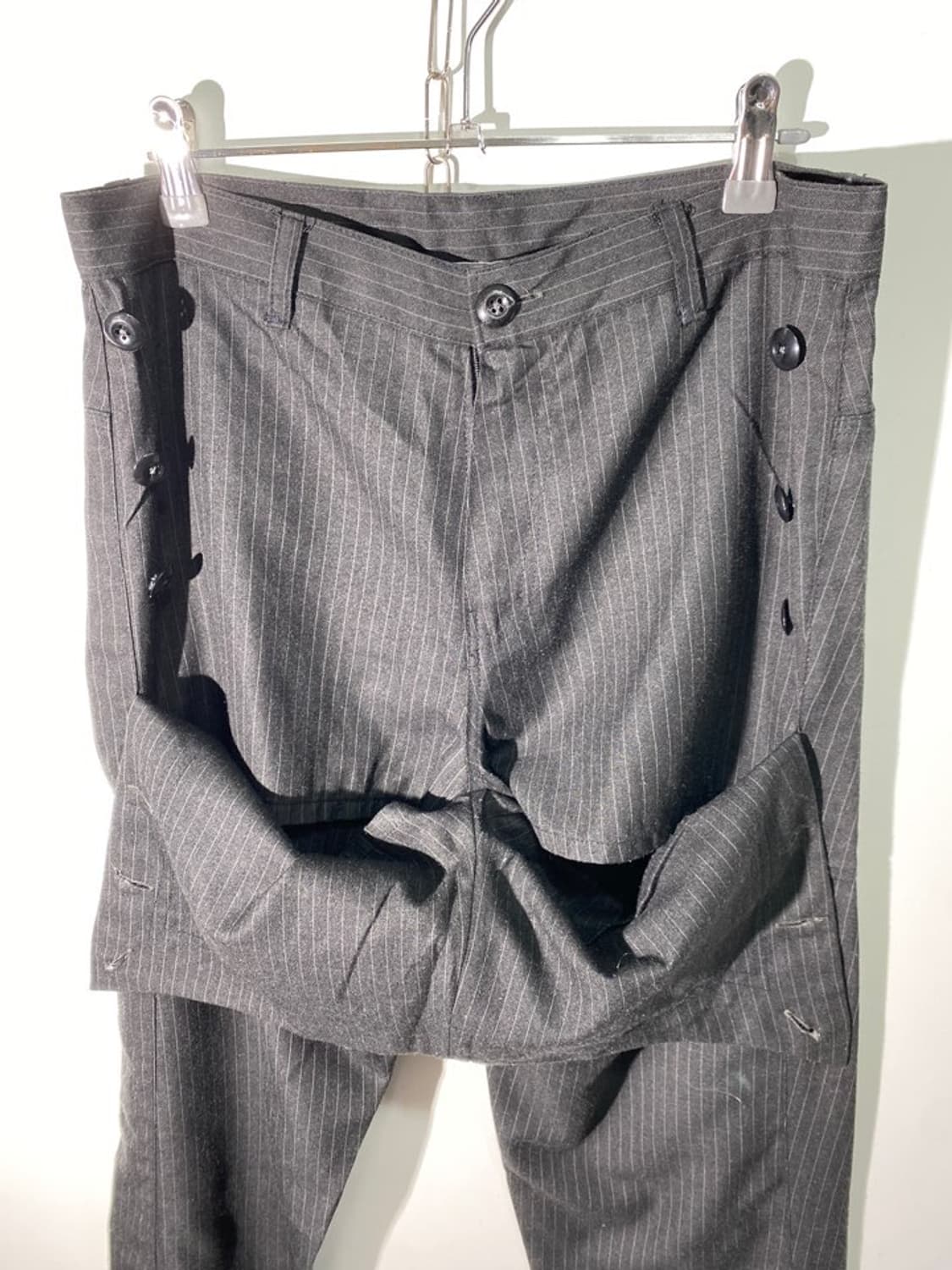 whos whos 스트라이프 워크 슬랙스 상품이미지3