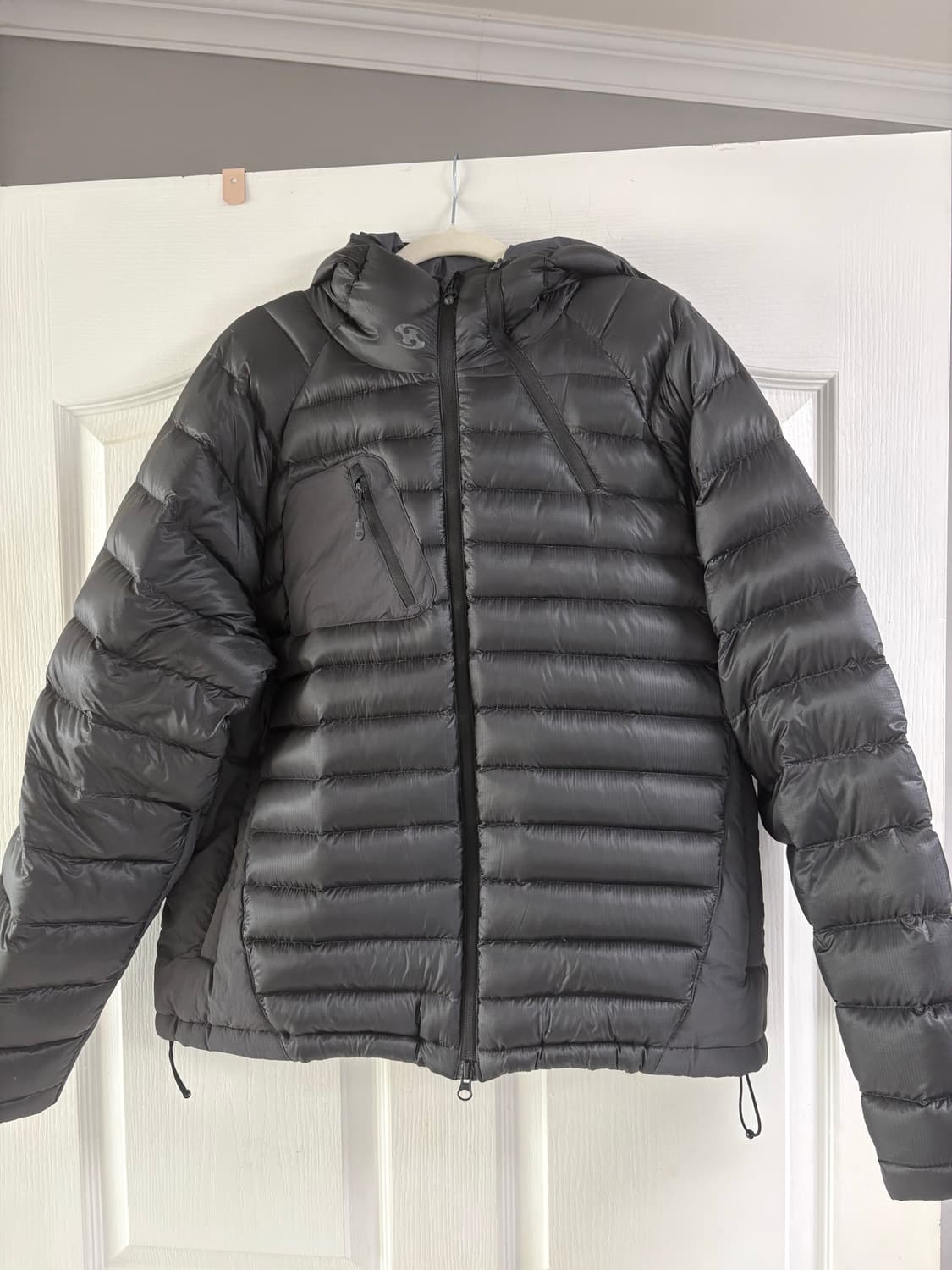 (3사이즈) 산산기어 패널드 푸퍼 자켓 블랙 - 24FW 상품이미지1