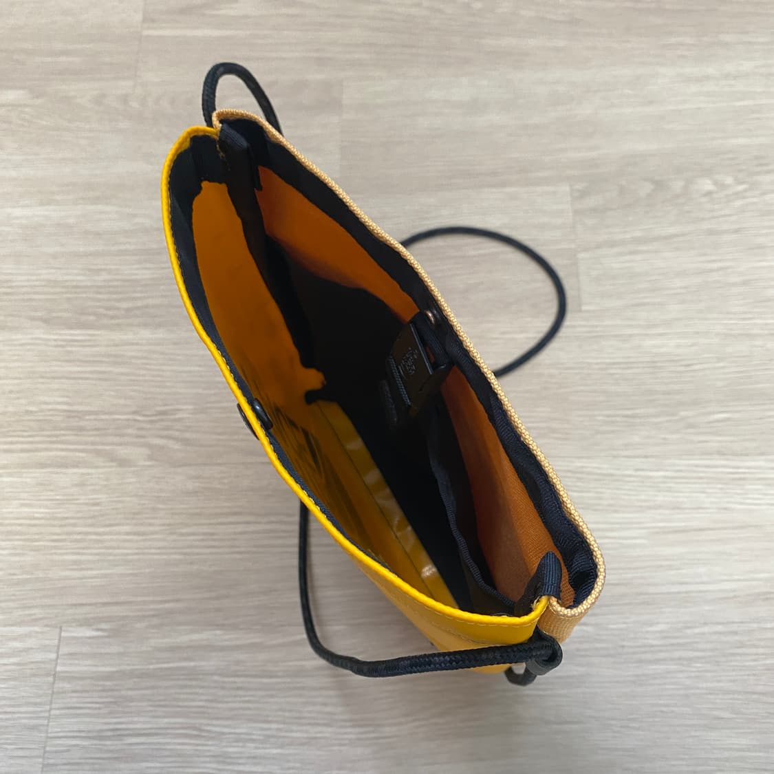 [OS] 노스페이스 퍼플라벨 크로스백 상품이미지4