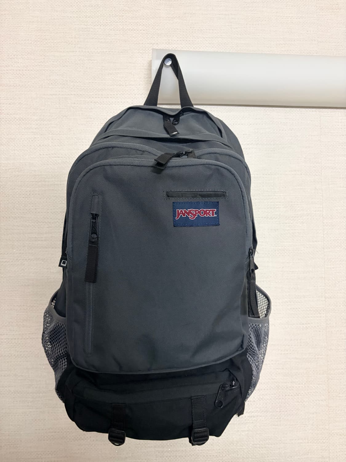 잔스포츠 백팩 상품이미지1