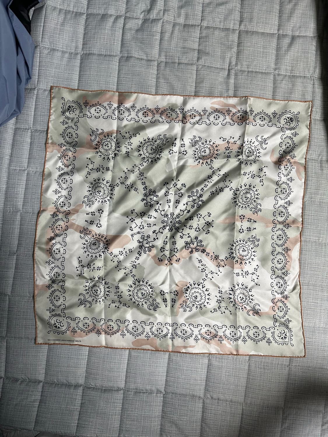 스투시 카모 실크 반다나 상품이미지3