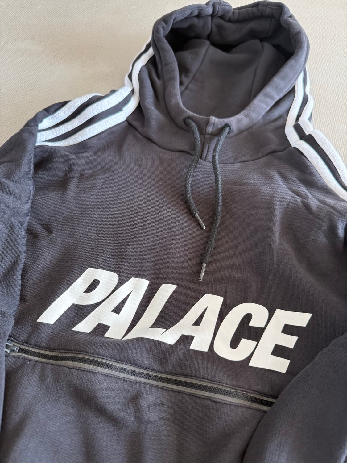 팔라스 X 아디다스 콜라보 후드 상품이미지1