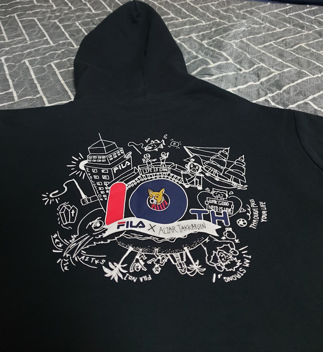 우왁굳즈 한정판 FILAx우왁굳 레그핏 알자르타카르센 후드티 (XL) 상품이미지2