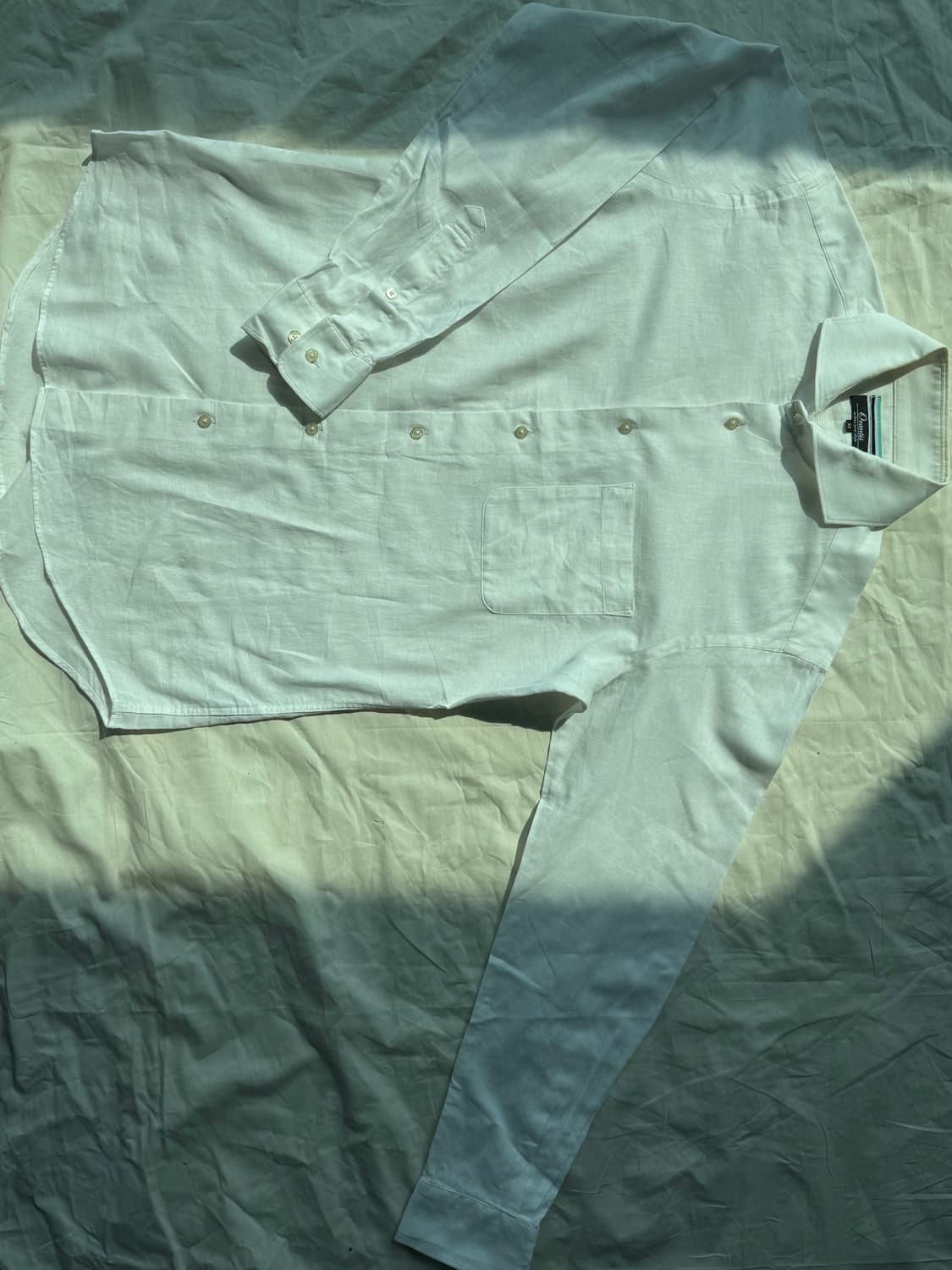 화이트 베이직 셔츠 상품이미지3