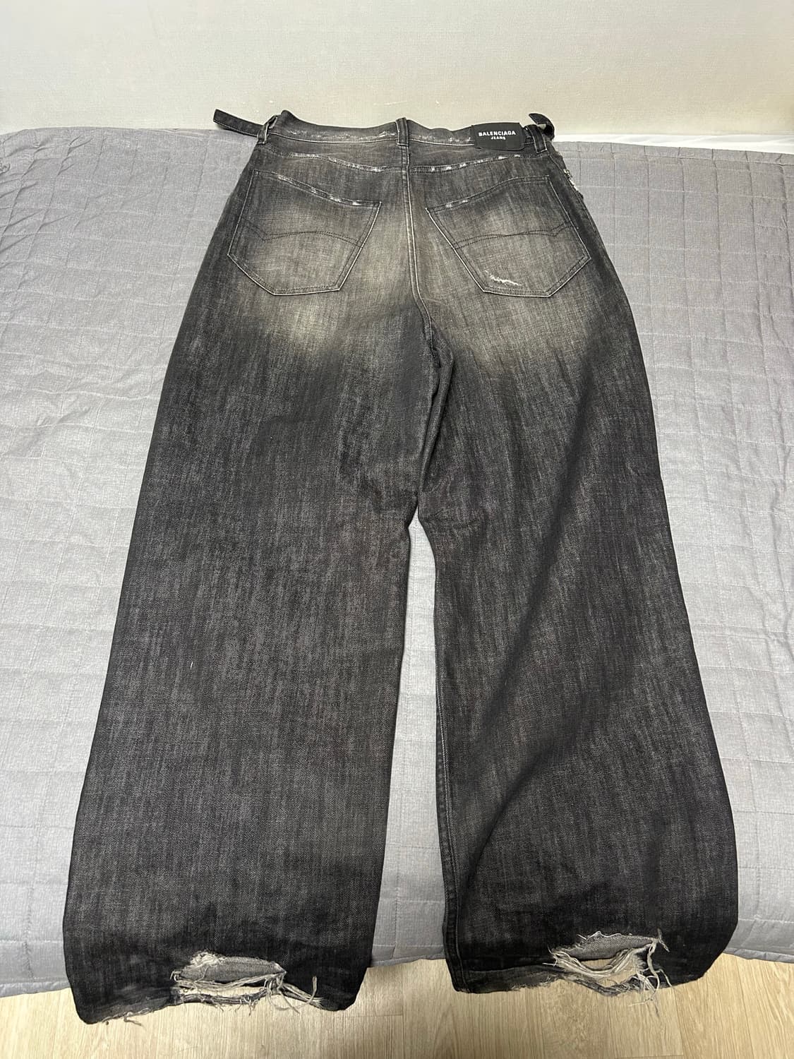 [XS] 발렌시아가 디스트로이드 슈퍼 라지 베기 데님 팬츠 흑청 상품이미지2