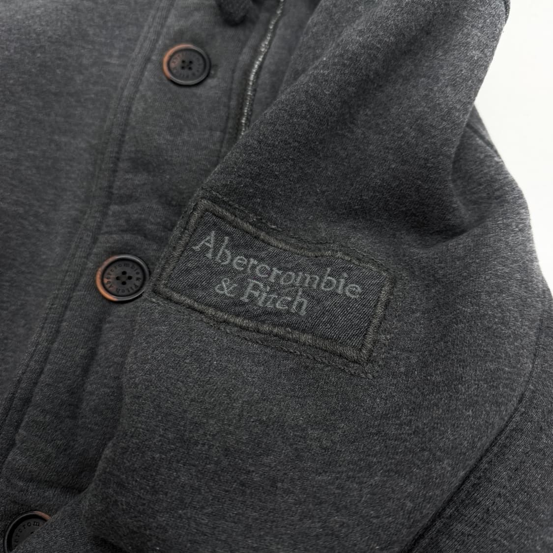 아베크롬비 Y2K 울프죠 퍼 후드 자켓 상품이미지4