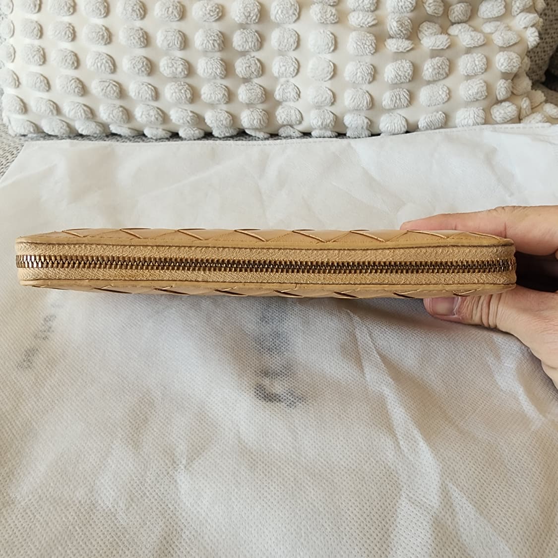 정품 보테가베네타 인트레치아토 지퍼 어라운드 장지갑 상품이미지8