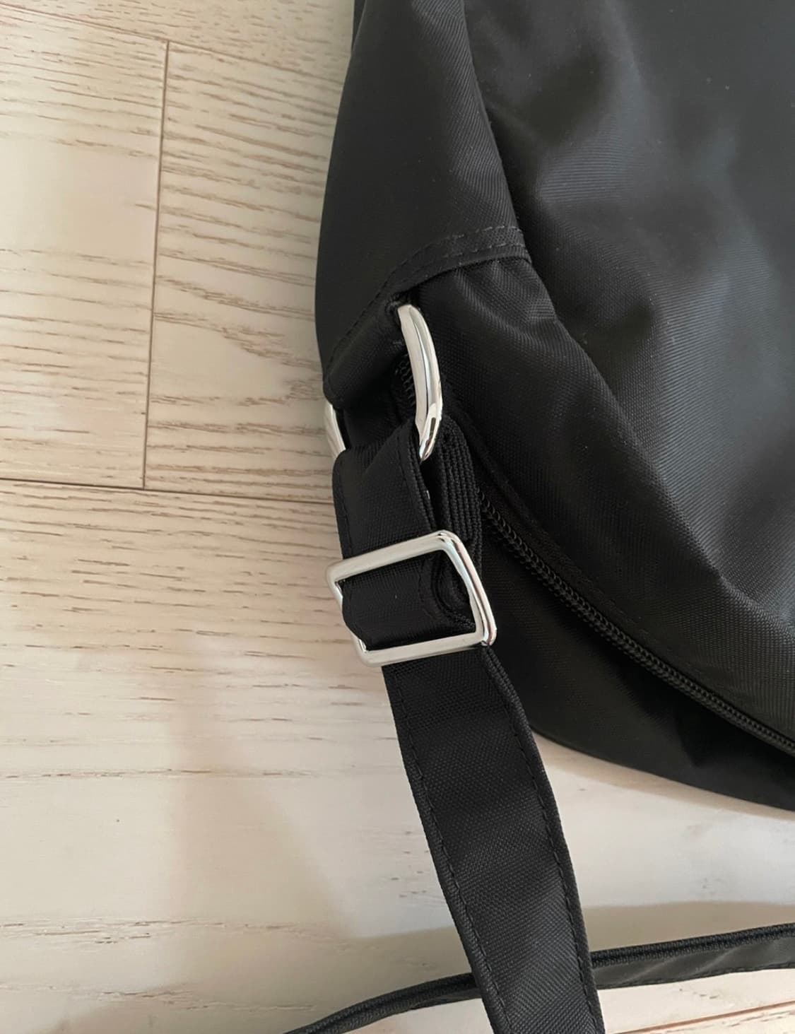 꼼데가르송 에어라인 크로스백 상품이미지4