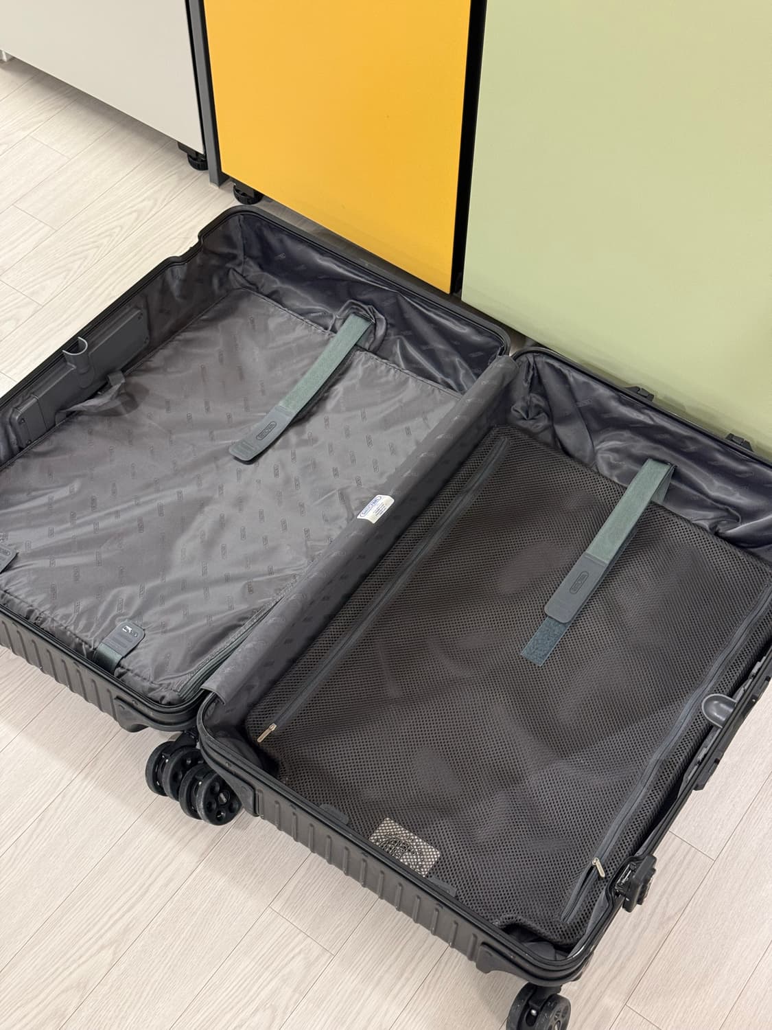 리모와 전자테그 오리지널 블랙 체크인L 상품이미지6