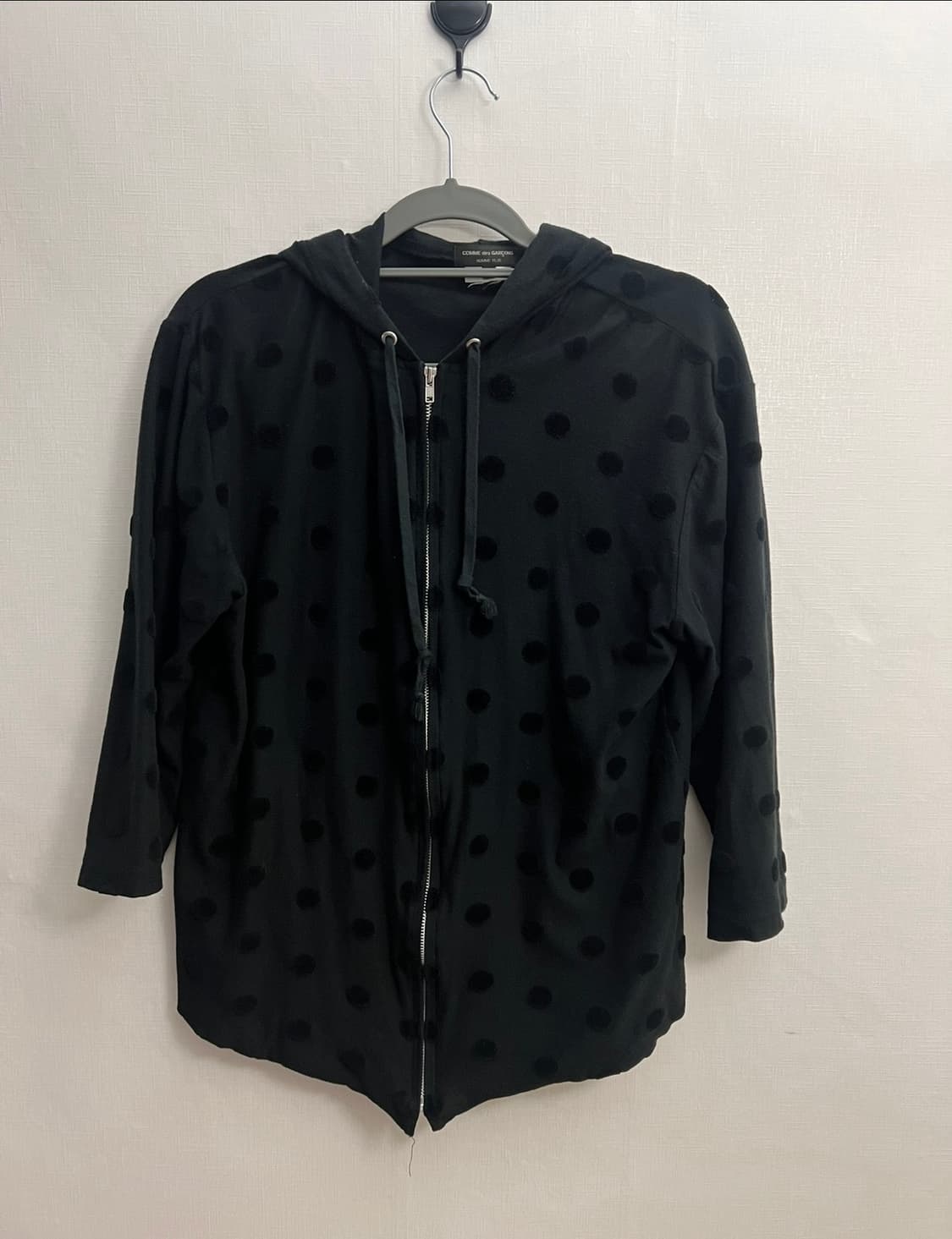 꼼데가르송 옴므 플러스 도트 후디 L 상품이미지1