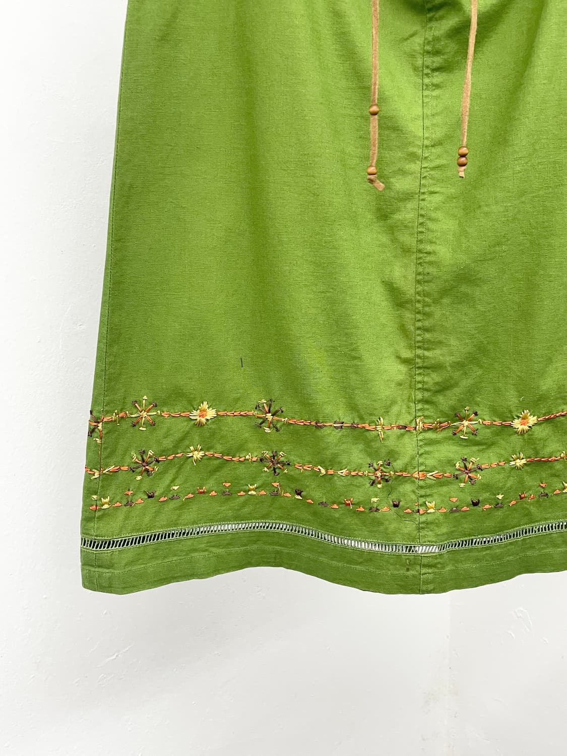 써스데이아일랜드 페어리 자수 스커트 상품이미지7